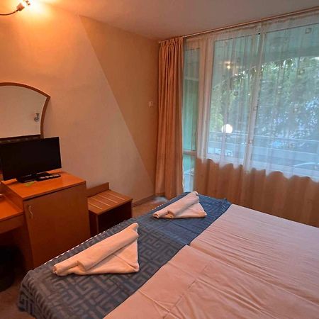 Хотел Диамант Hotel Diamond Bałczik Zewnętrze zdjęcie