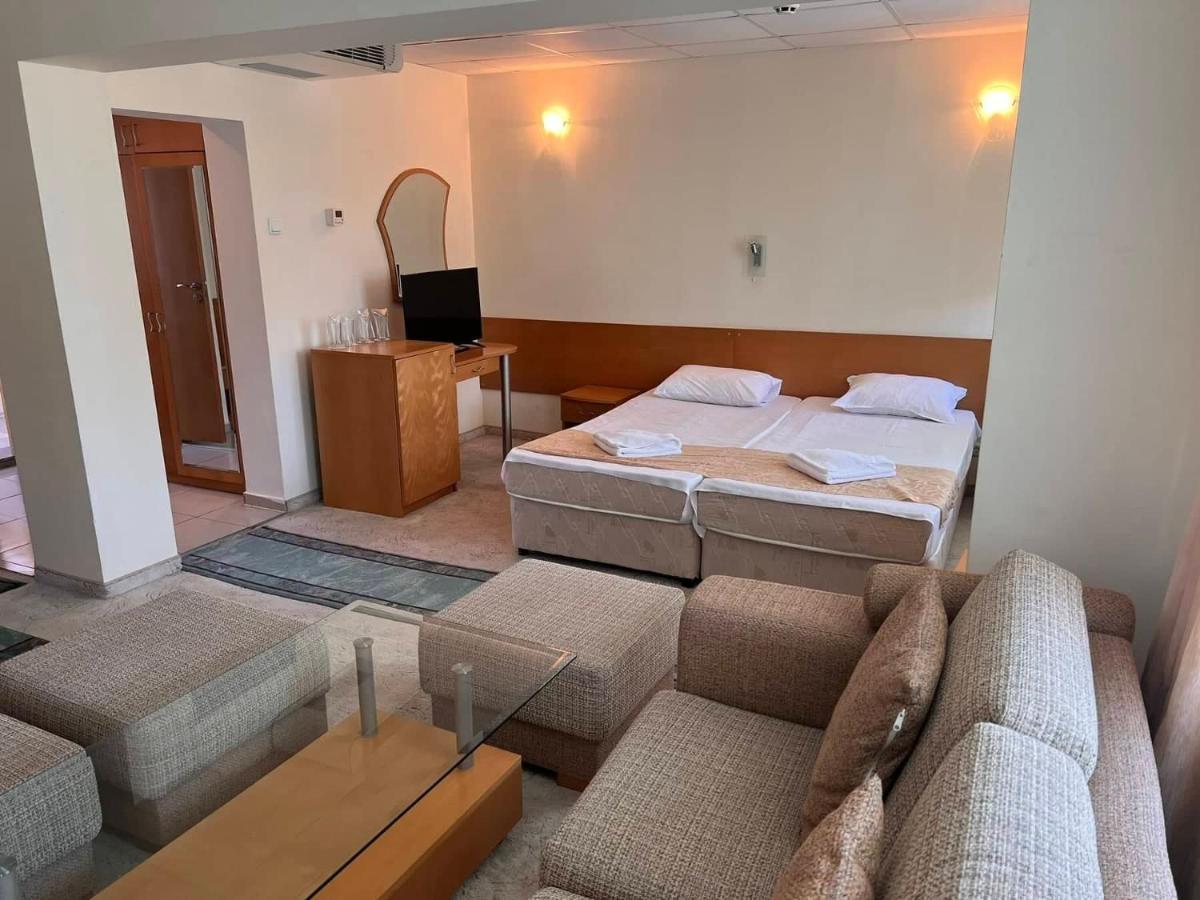 Хотел Диамант Hotel Diamond Bałczik Zewnętrze zdjęcie